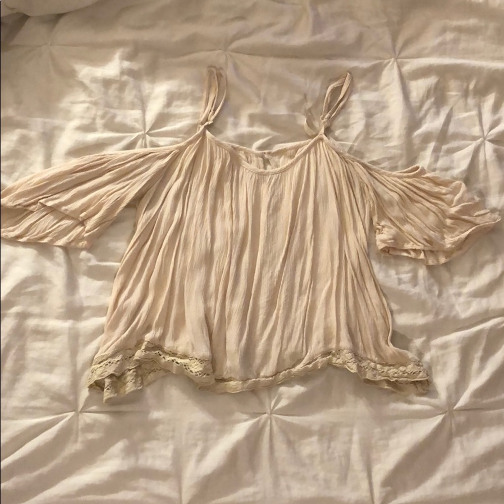 Spaghetti strap shirt